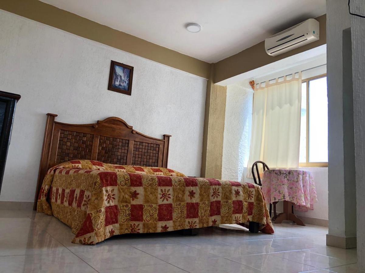 Hotel Sol Del Pacifico ลาซาโร การ์เดนาส ภายนอก รูปภาพ