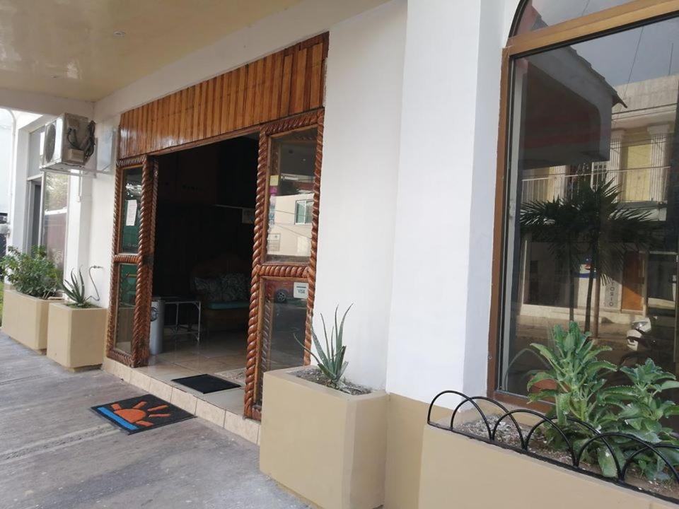 Hotel Sol Del Pacifico ลาซาโร การ์เดนาส ภายนอก รูปภาพ